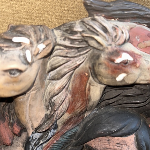 Porcelain Native American and Horse sculpture - Picture 11 of 12